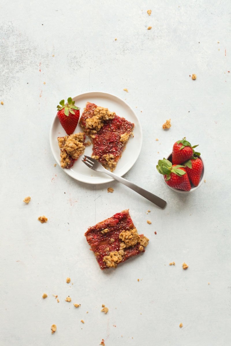 Strawberry-Rhubarb Pie Squares 