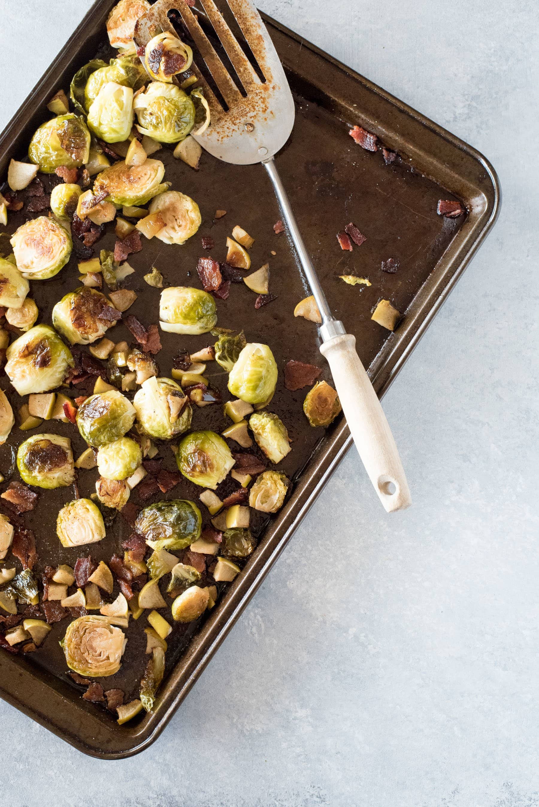 Roasted Brussels Sprouts with Apples and Bacon
