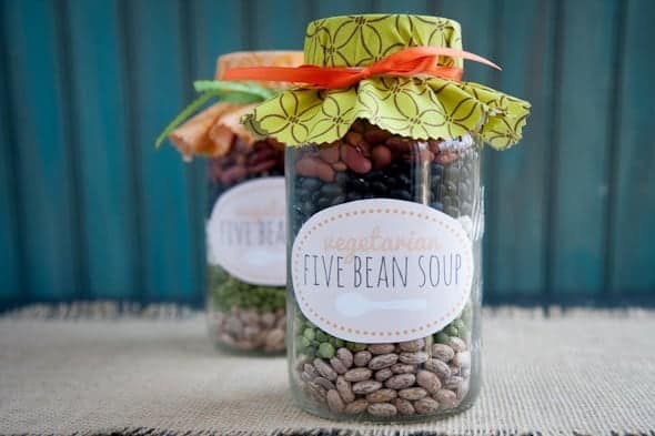 Easy DIY Bean Soup Mason Jar Gift