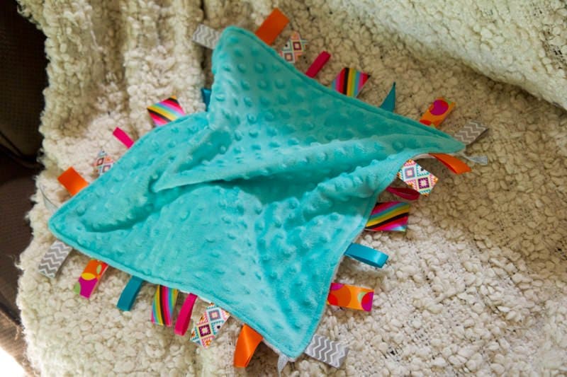 Hotsale Newborn Baby Tag Blankets Plush Fleece Crochet Tag Crib Blanket CB 