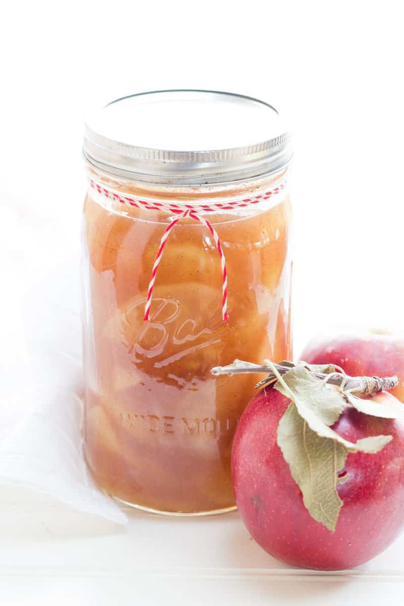 Bourbon-Vanilla Bean Apple Pie Filling