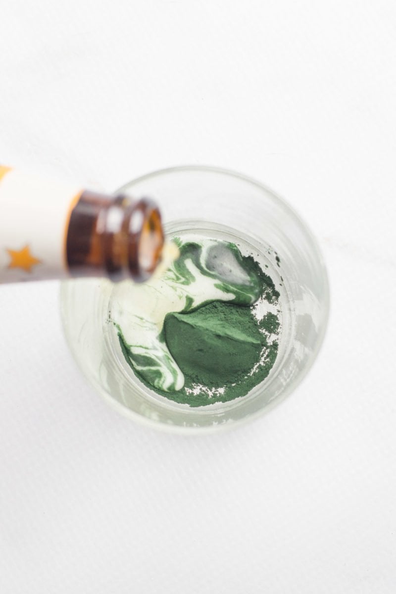 3 Ways to Make Green Beer Without Food Coloring: Spirulina