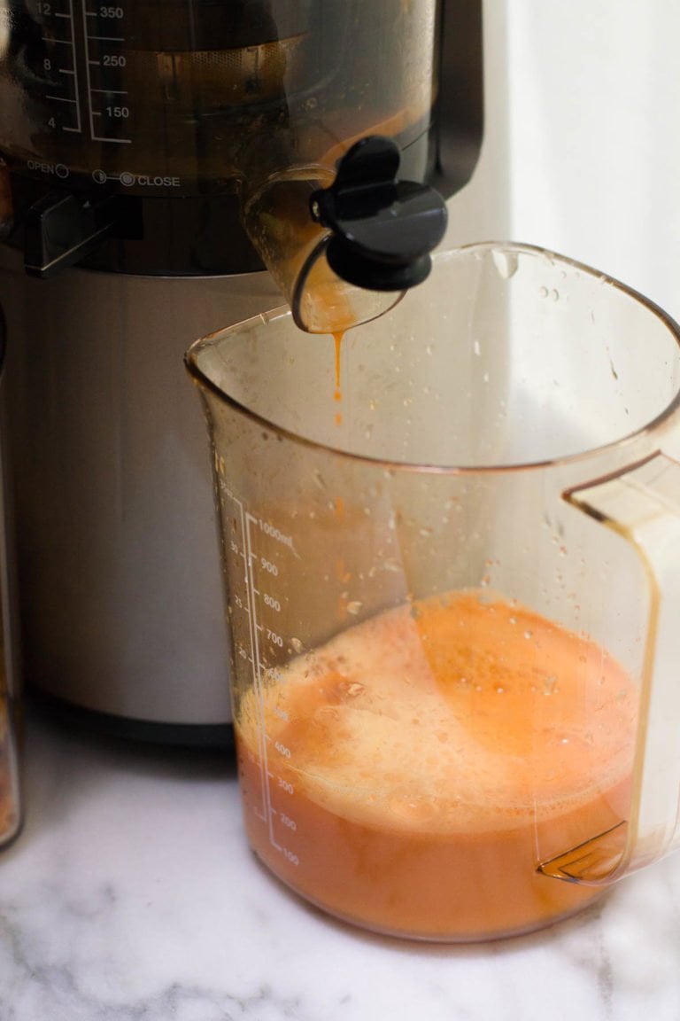 8 Easy Juice Recipes To Get You Started Juicing Wholefully 3236