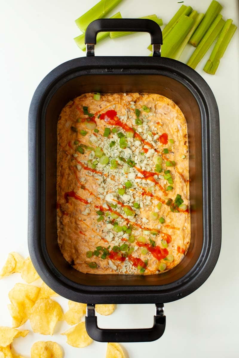 15 Irresistible Slow Cooker Dips That Will Get the Party Started