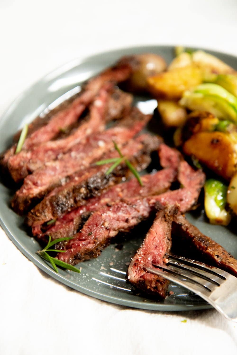 One Skillet Coffee-Rubbed Steak and Potatoes Dinner