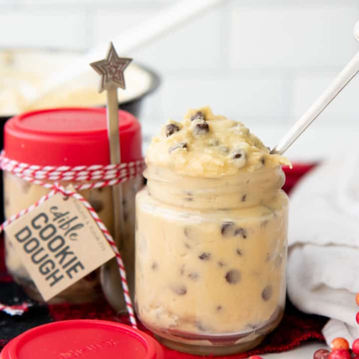 https://wholefully.com/wp-content/uploads/2019/12/healthy-edible-cookie-dough-jars-spoons-720x720.jpg