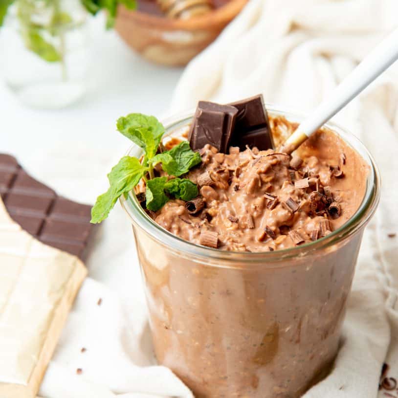Chocolate Peppermint Overnight Oats Wholefully