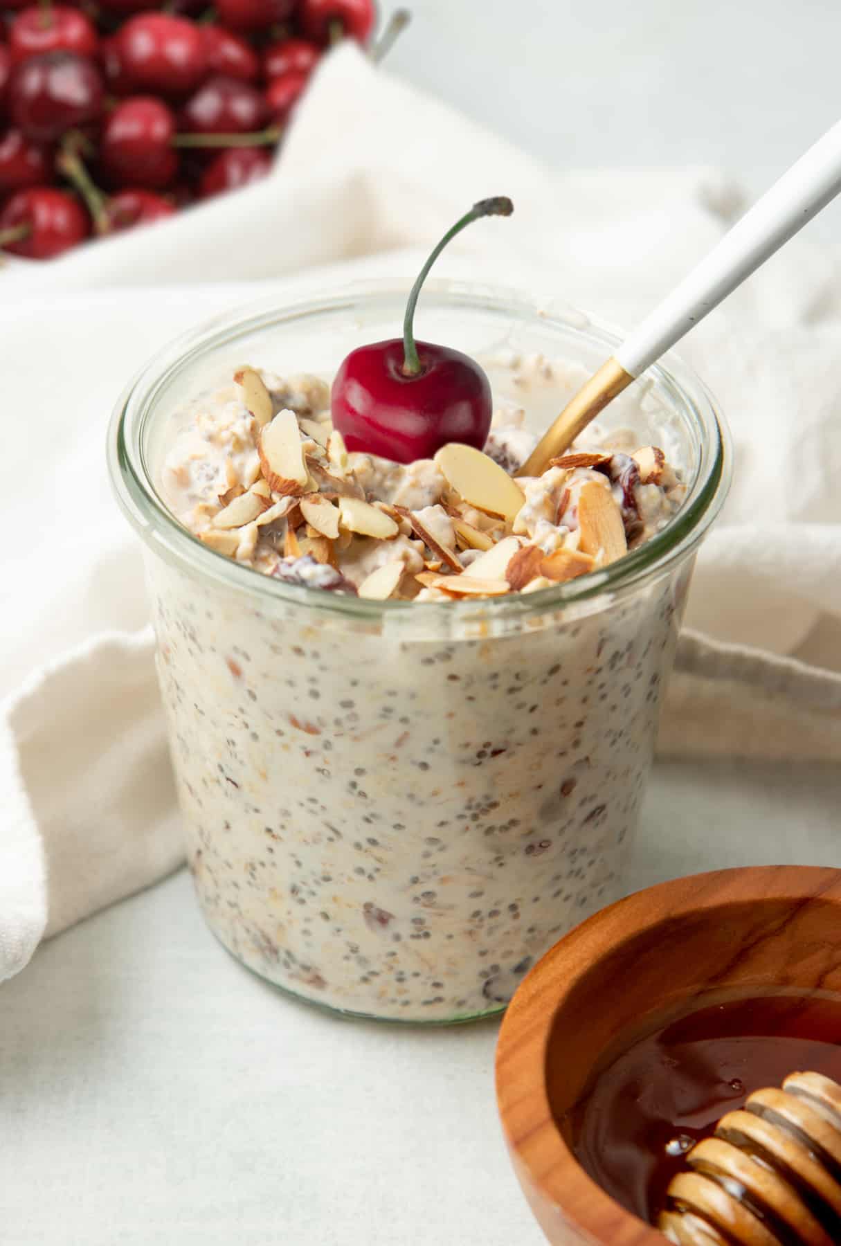 Cherry and Toasted Almond Overnight Oats