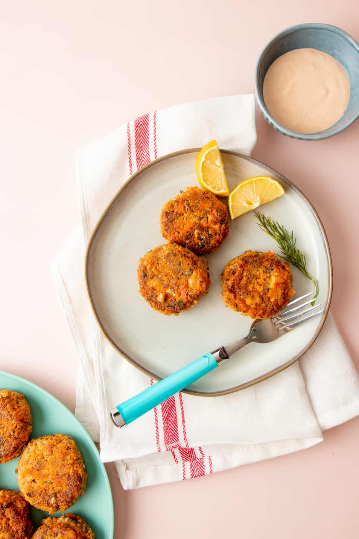 Plant-Based Salmon Burgers, 8 oz, Good Catch