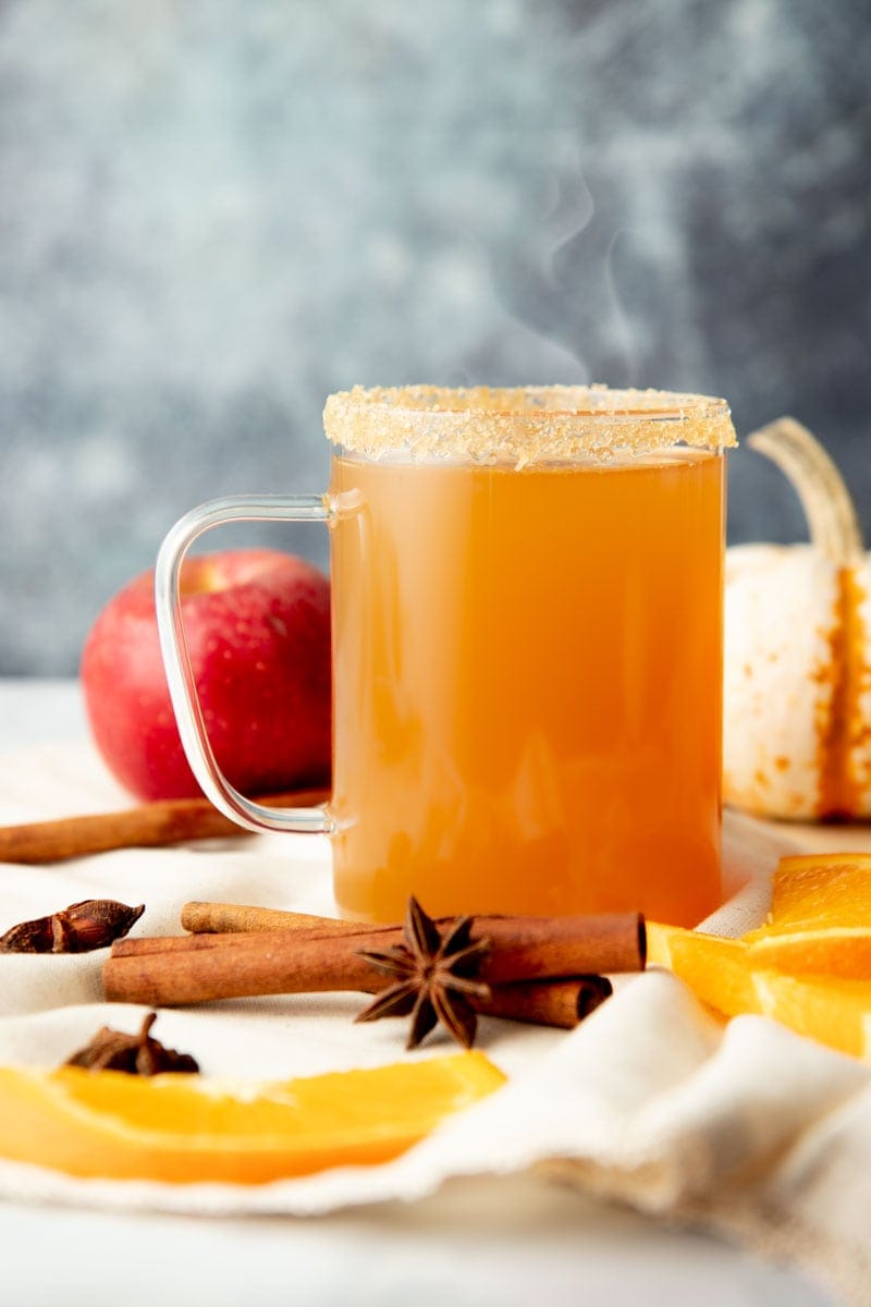 Bourbon Spiked Apple Cider (Hot or Chilled!)
