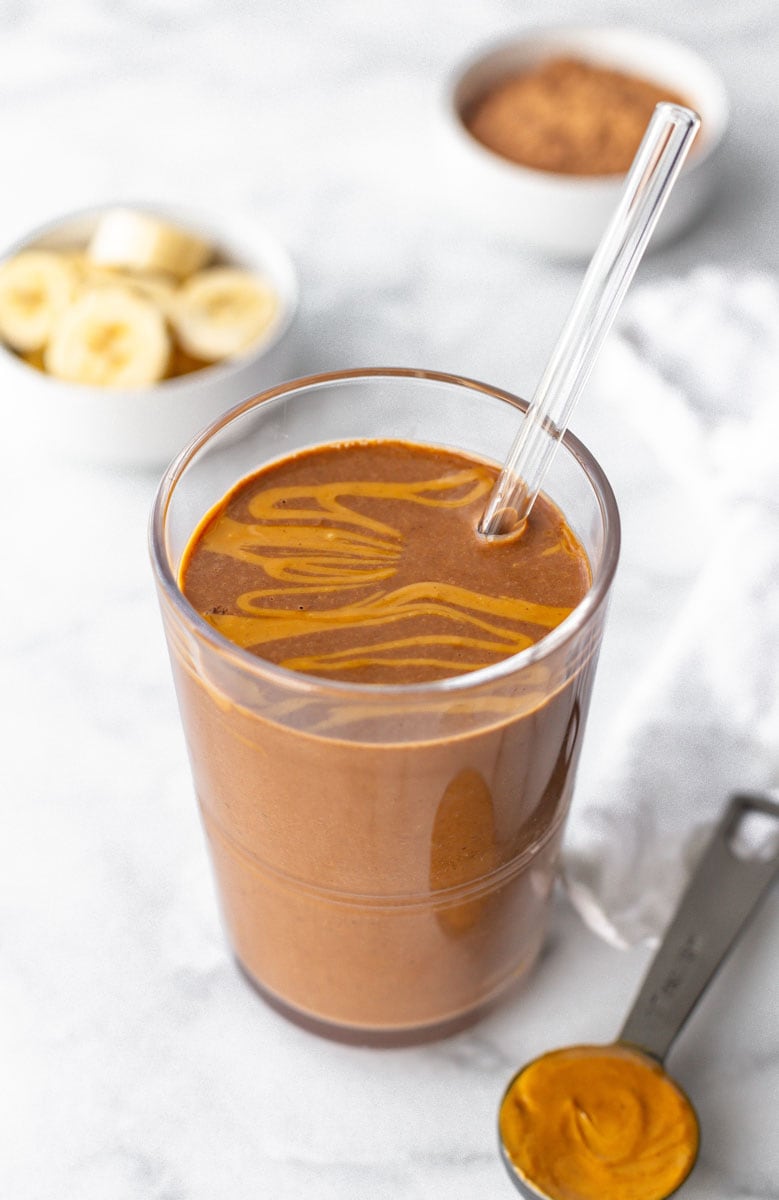 Chocolate Peanut Butter Smoothie Recipe