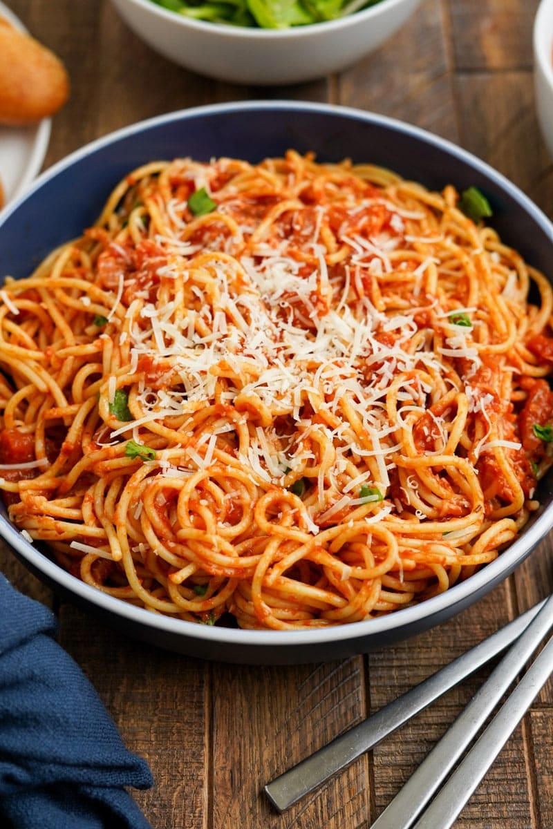 Close view of a bowl of spicy italian pasta.