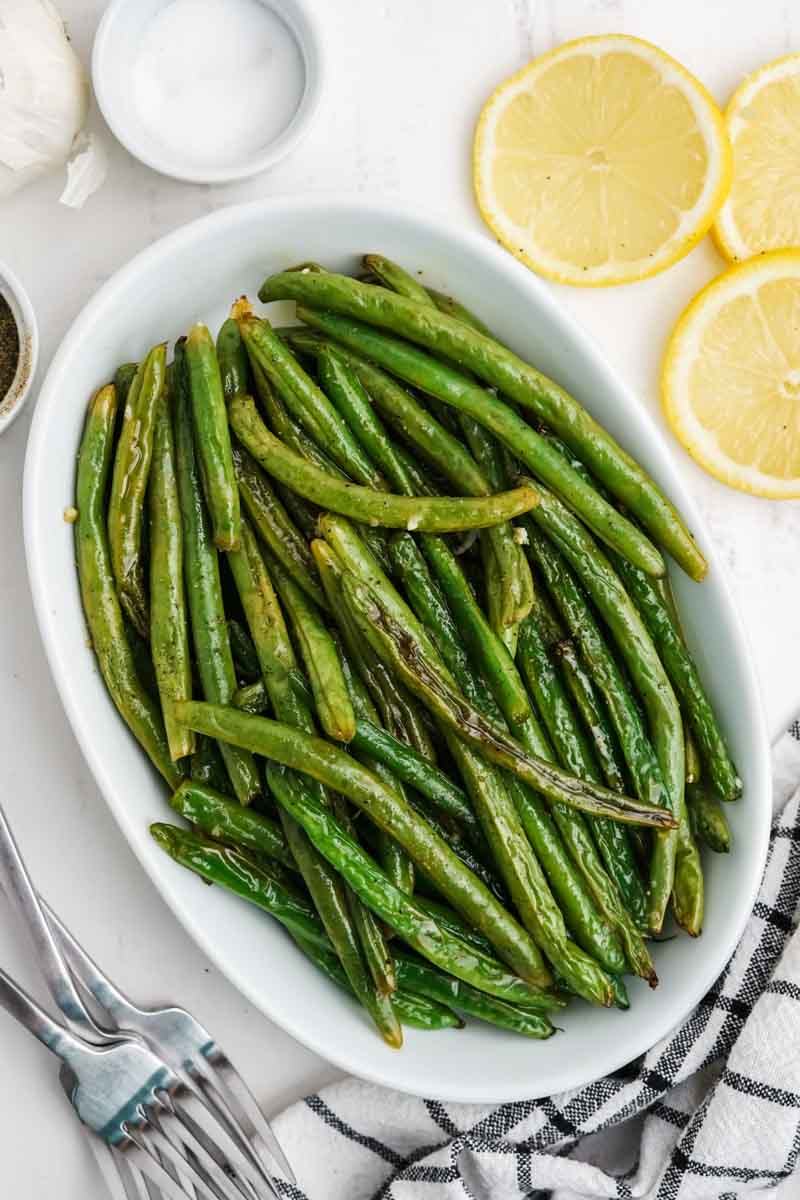 Easy and Delicious Roasted Green Beans Recipe | Wholefully