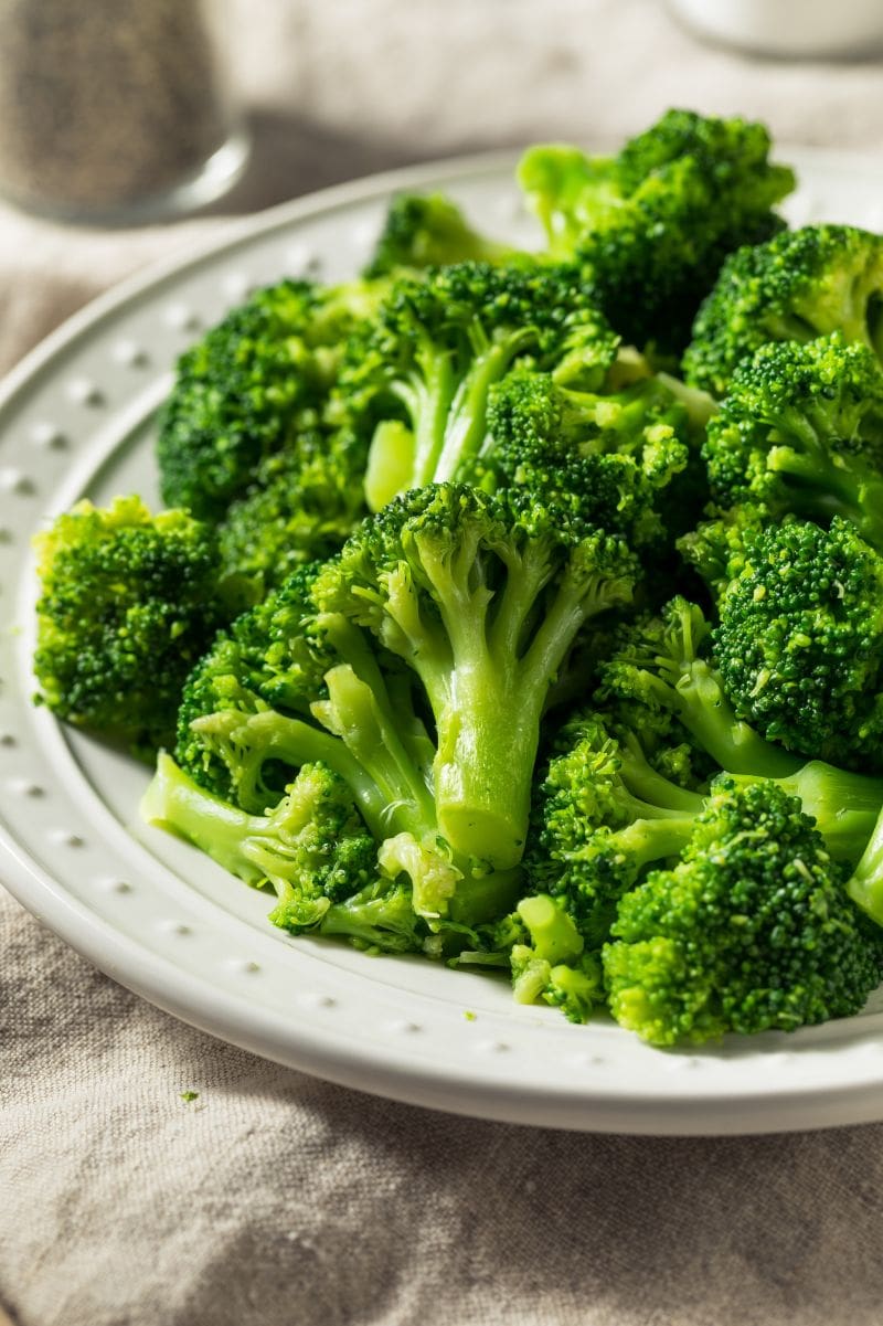 How To Make Quick And Easy Garlic Broccoli