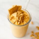 Pumpkin smoothie garnished with graham crackerss